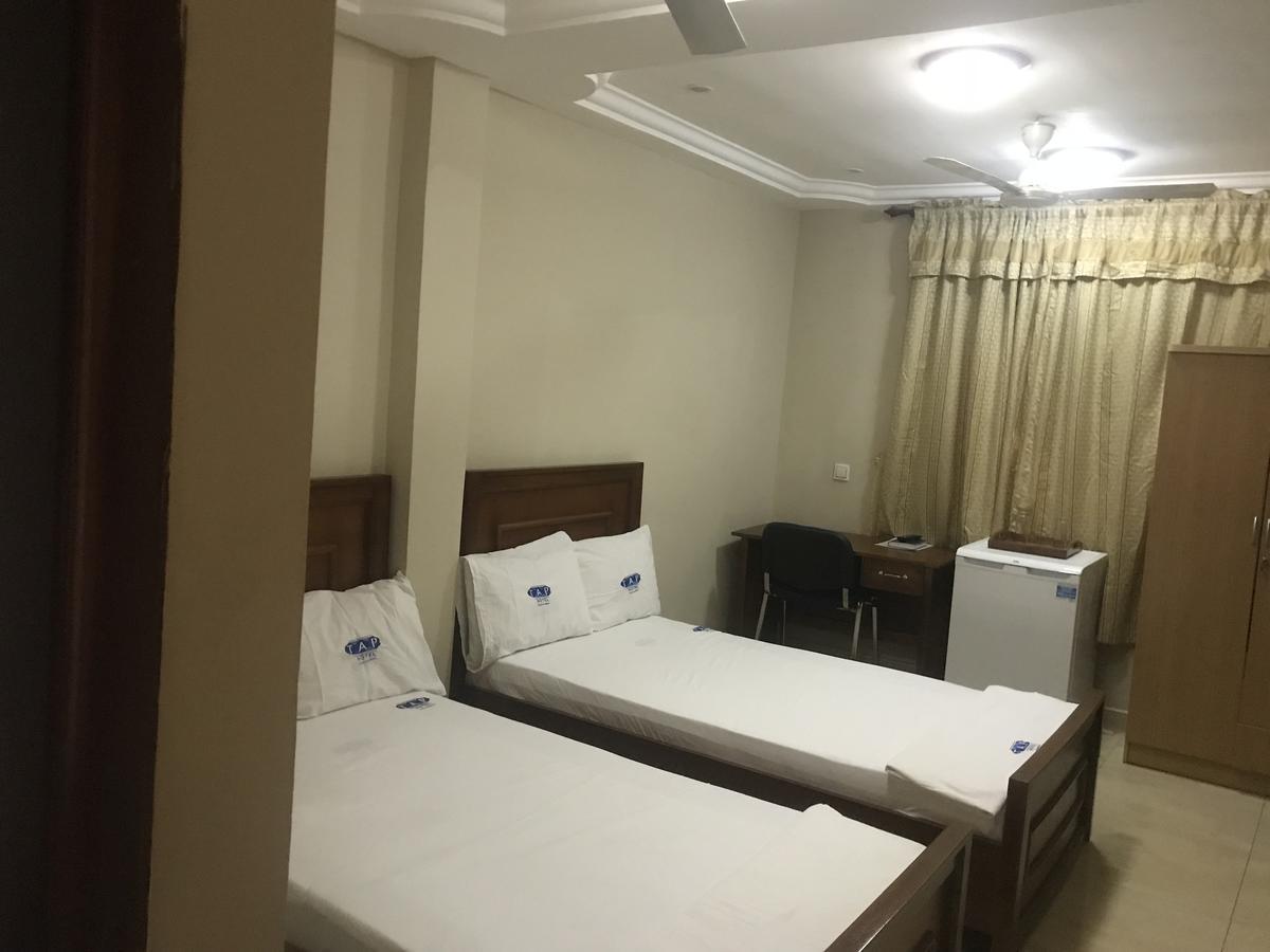 Tap Hotel Bolgatanga エクステリア 写真